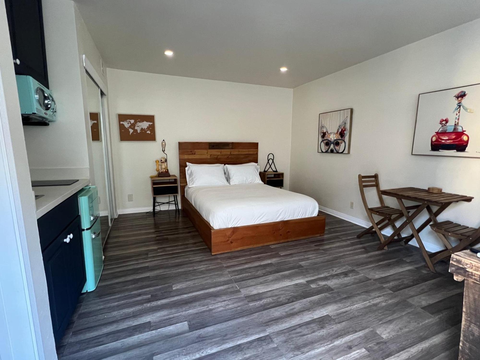 Beautiful Studio In North Inglewood ロサンゼルス エクステリア 写真