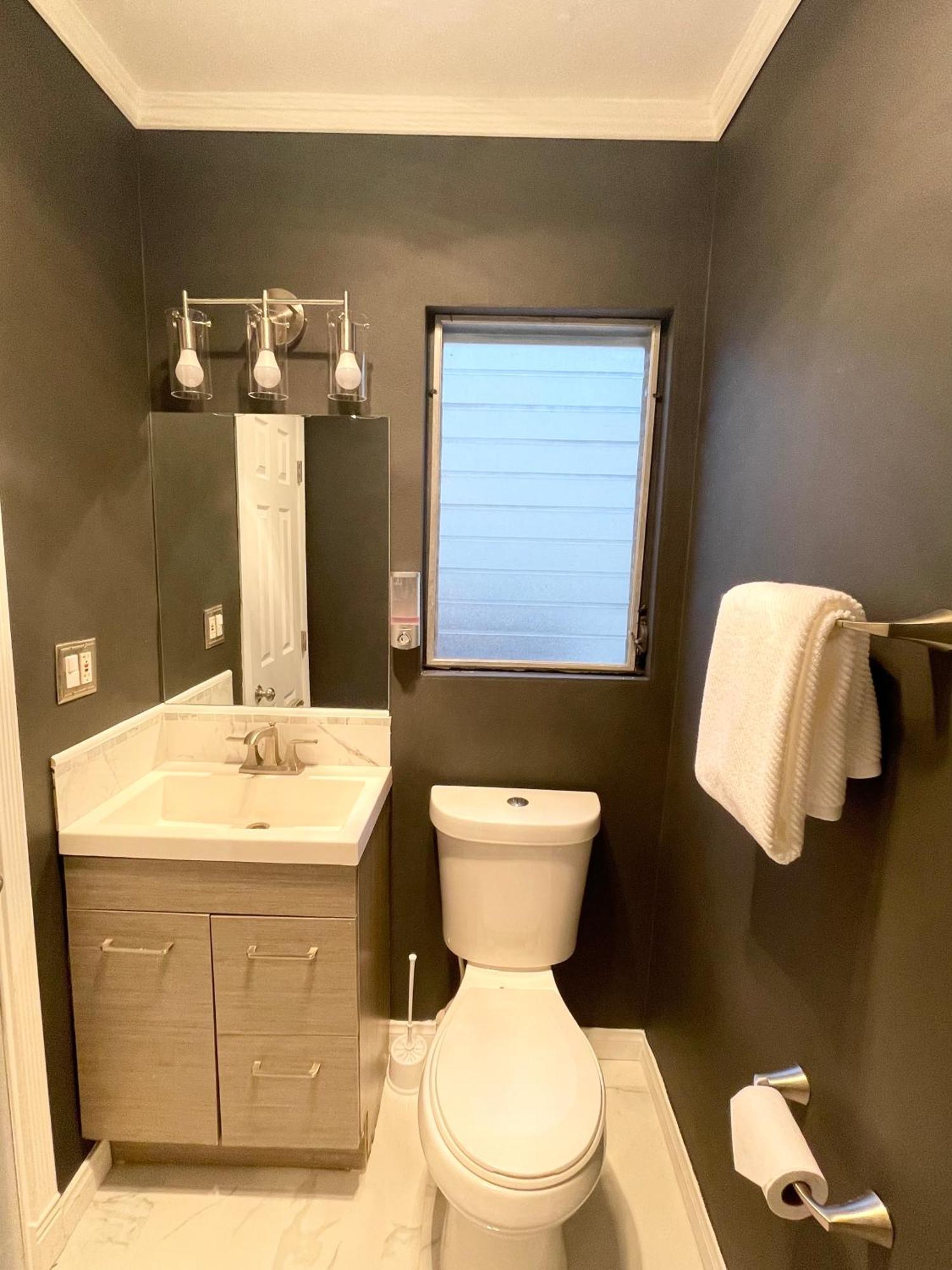 Beautiful Studio In North Inglewood ロサンゼルス エクステリア 写真